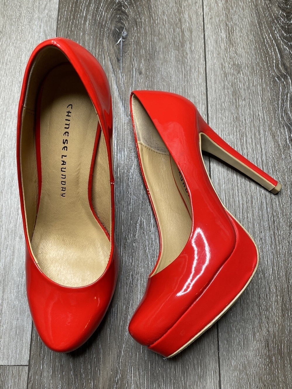 Chinese Laundry 8.5/39 Pump Heel Red